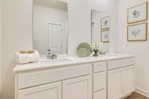 6279 Buccaneer Wy, Laurel Hill, FL 32567 - Photo 6