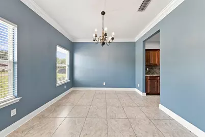 118 NW Jonquil Avenue, Fort Walton Beach, FL 32548 - Photo 4