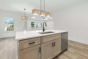 1310B Keturah St, Niceville, FL 32578 - Photo 16