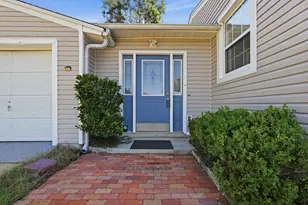 217 NE Hwy Ave, Fort Walton Beach, FL 32547 - Photo 2