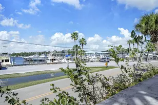 2577 Cayenne Ln, Shalimar, FL 32579 - Photo 10