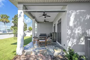 2577 Cayenne Ln, Shalimar, FL 32579 - Photo 6