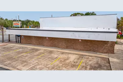 98 SE Miracle Strip Parkway, Fort Walton Beach, FL 32548 - Photo 12