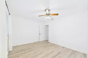 1000 Bay Dr, Niceville, FL 32578 - Photo 28
