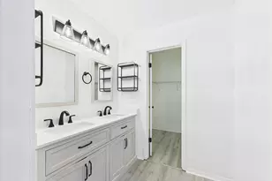 1000 Bay Dr, Niceville, FL 32578 - Photo 24