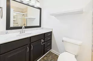 1000 Bay Dr, Niceville, FL 32578 - Photo 20