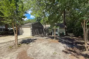 1000 Bay Dr, Niceville, FL 32578 - Photo 36