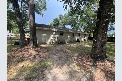 301 Springwood Circle, Crestview, FL 32536 - Photo 6