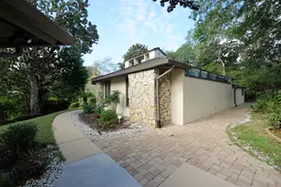 24 Balmoral Dr, Niceville, FL 32578 - Photo 4