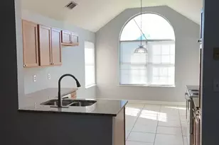 3056 Yorktown Cir, Fort Walton Beach, FL 32547 - Photo 4