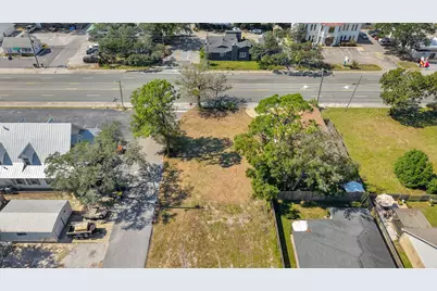1 SE Birch Street, Fort Walton Beach, FL 32548 - Photo 10