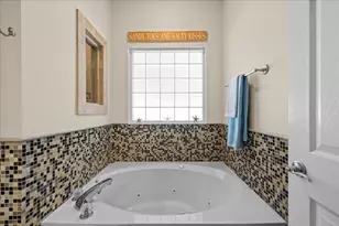 84 Batchelors Button Dr, Miramar Beach, FL 32550 - Photo 18