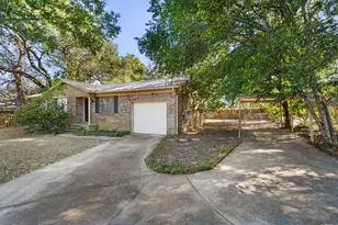 1710 26th St, Niceville, FL 32578 - Photo 2