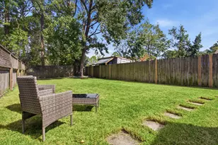 547 Schneider Dr, Fort Walton Beach, FL 32547 - Photo 2