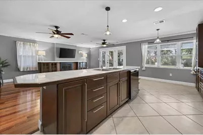 629 NE Merioneth Drive, Fort Walton Beach, FL 32547 - Photo 10