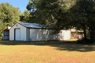5040 Griffith Mill Rd, Holt, FL 32564 - Photo 1
