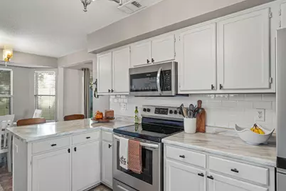 449 Bridgewater Court, Mary Esther, FL 32569 - Photo 14