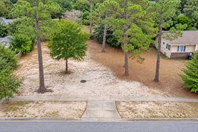 235 NW Bay Street, Fort Walton Beach, FL 32548 - Photo 2