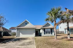 609 Prairie, Crestview, FL 32536 - Photo 1
