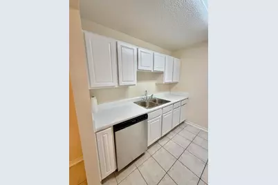 957 Tray, Fort Walton Beach, FL 32547 - Photo 10