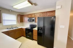 611 Carnathan Ct, Fort Walton Beach, FL 32547 - Photo 6