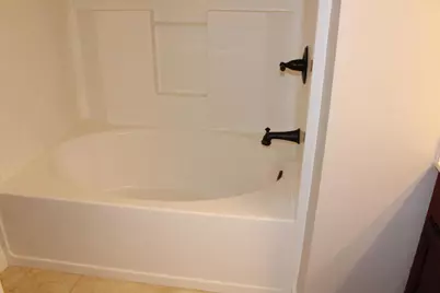 108 Hawkins Road #UNIT B, Fort Walton Beach, FL 32547 - Photo 14