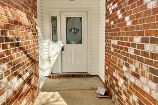 29 E Ln Dr, Mary Esther, FL 32569 - Photo 2