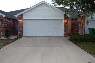 29 E Ln Dr, Mary Esther, FL 32569 - Photo 1