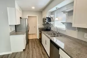815 Boulevard De L'Orleans, Mary Esther, FL 32569 - Photo 6