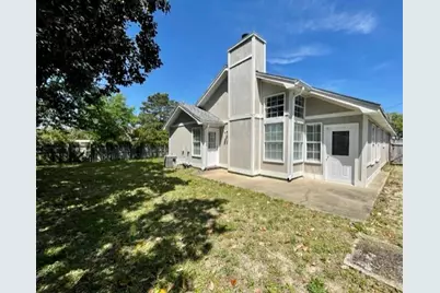 815 Boulevard De L'orleans, Mary Esther, FL 32569 - Photo 24