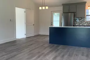 1425 Mixon Dr, Fort Walton Beach, FL 32547 - Photo 2