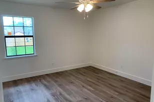 1425 Mixon Dr, Fort Walton Beach, FL 32547 - Photo 14