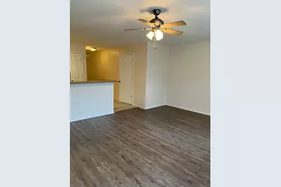 202 Johnson Court, Crestview, FL 32536 - Photo 4