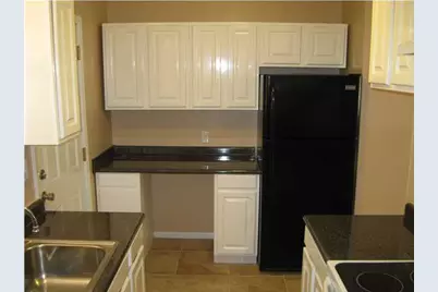 545 Hickory Avenue #B, Niceville, FL 32578 - Photo 6