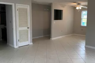 334 Harris St, Mary Esther, FL 32569 - Photo 2