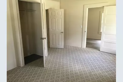 211 E Griffith Avenue, Crestview, FL 32539 - Photo 2