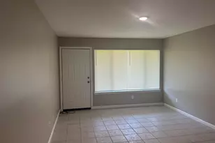 210 Pelham Road, Fort Walton Beach, FL 32547 - Photo 2