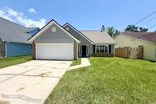 1195 Saddle Creek Dr, Fort Walton Beach, FL 32547 - Photo 1