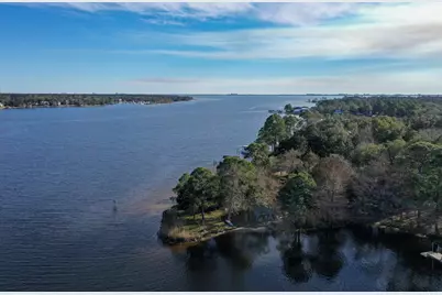 404 Seville Circle, Niceville, FL 32578 - Photo 10