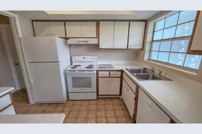 261 Lee Drive, Mary Esther, FL 32569 - Photo 8