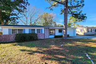 261 Lee Dr, Mary Esther, FL 32569 - Photo 2