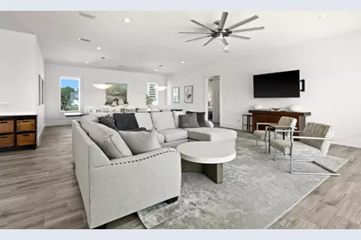 111 E Beach Drive, Miramar Beach, FL 32550 - Photo 10