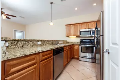 862 Fairview Drive #APT B, Fort Walton Beach, FL 32547 - Photo 2