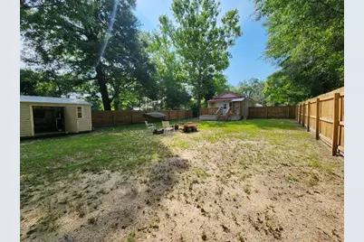 334 E Chestnut Avenue, Crestview, FL 32539 - Photo 14