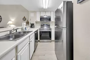 1040 Hwy 98, Destin, FL 32541 - Photo 12