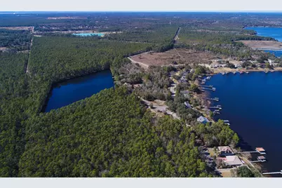 27C Old Bay Pointe Plantation, Milton, FL 32583 - Photo 6