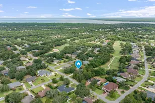 7060 Summit Dr, Navarre, FL 32566 - Photo 4