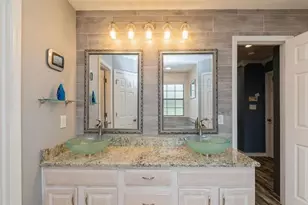 7060 Summit Dr, Navarre, FL 32566 - Photo 50