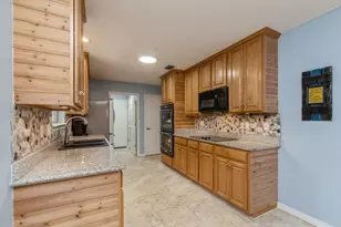 7060 Summit Dr, Navarre, FL 32566 - Photo 28