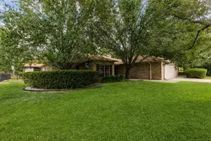 7060 Summit Dr, Navarre, FL 32566 - Photo 2